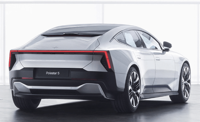 폴스타 5 파워와 성능을 공개