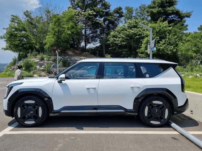 기아 대형 전기 SUV EV9