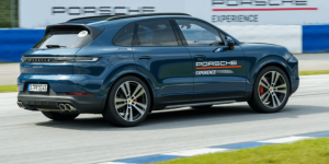 포르쉐 카이엔 새모델