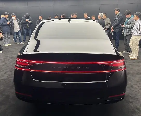 제네시스 G90 블랙 에디션